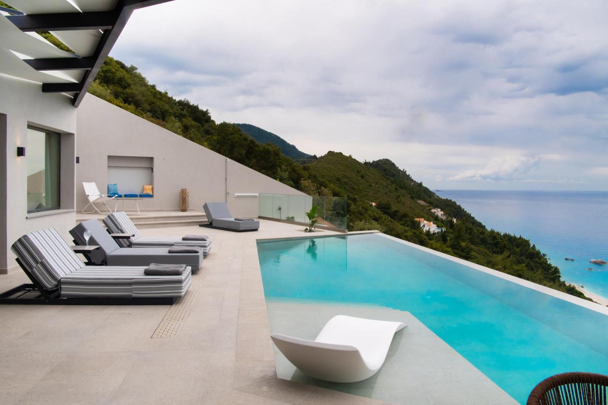 Villa Aelliades *
