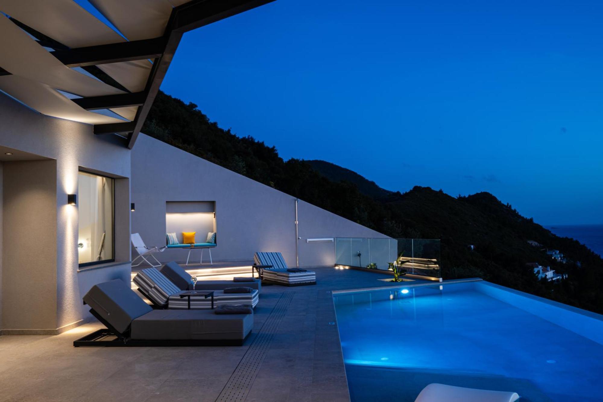 Aelliades Villa
